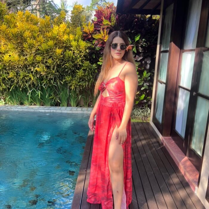 Scarlet Oasis Maxi Dress